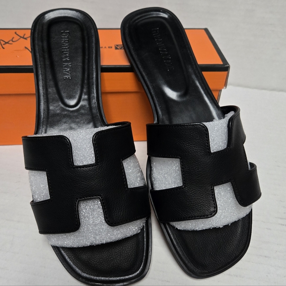 STRATUXX KAZE Black H- CUT OUT SANDALS WOMAN'S SIZE 10 NIB SUMMER FLIP FLOPS